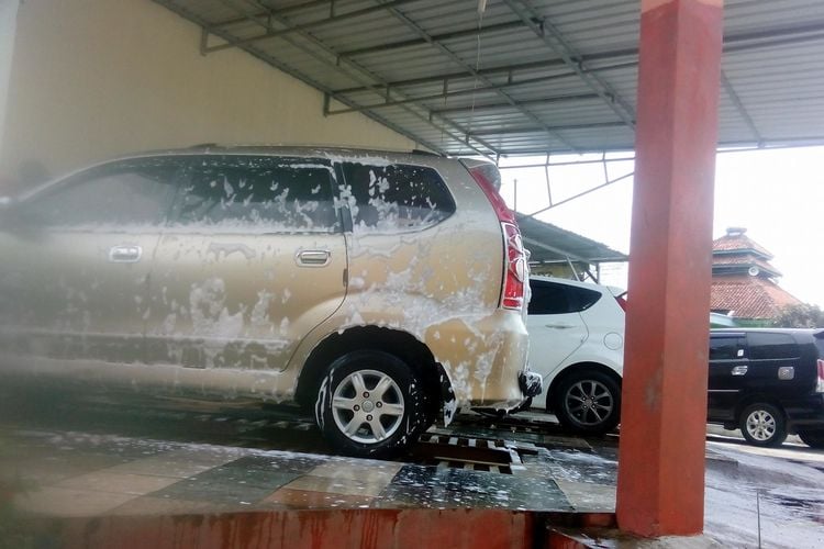 Kubangkangkung Car Wash: Sentuhan Profesional untuk Mobil Anda di Jantung Cilacap